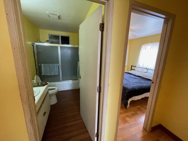 130 Olopua Pl, Lanai City, HI 96763