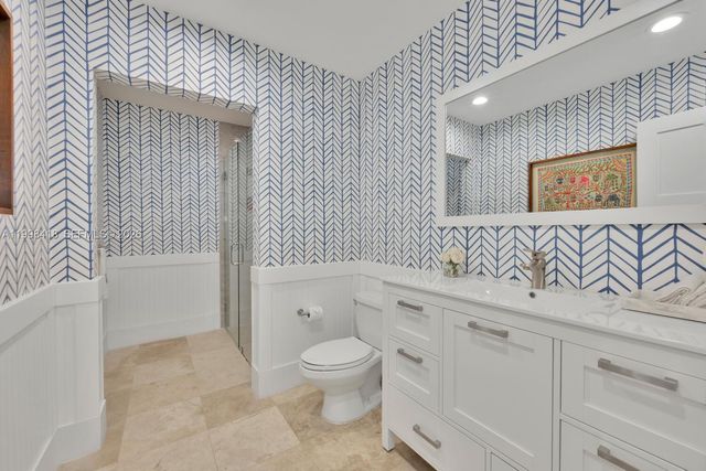 6140 SW 90th St, Pinecrest, FL 33156