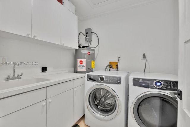 6140 SW 90th St, Pinecrest, FL 33156