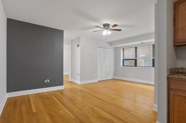 7616 N MARSHFIELD Avenue 308, Chicago, IL 60626