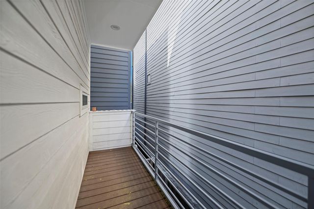 2413 Pease Street, Houston, TX 77003
