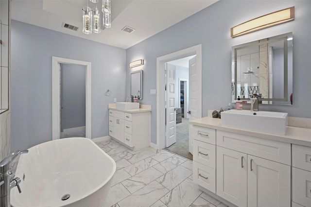 2413 Pease Street, Houston, TX 77003