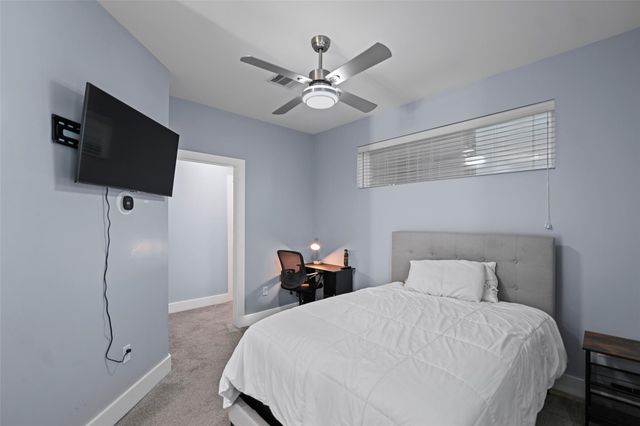 2413 Pease Street, Houston, TX 77003