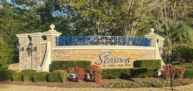 147 Sugar Loaf Ln., Murrells Inlet, SC 29576