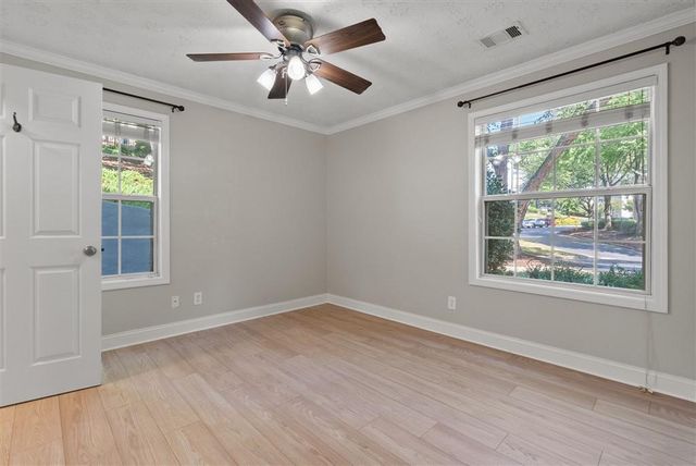 1364 Keys NE Crossing, Atlanta, GA 30319