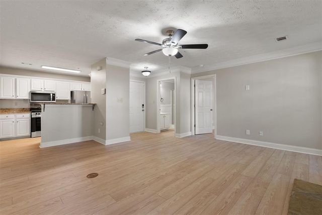 1364 Keys NE Crossing, Atlanta, GA 30319