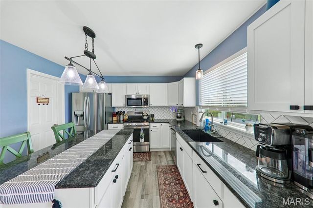 110 Riverfrost Court, O'fallon, MO 63366