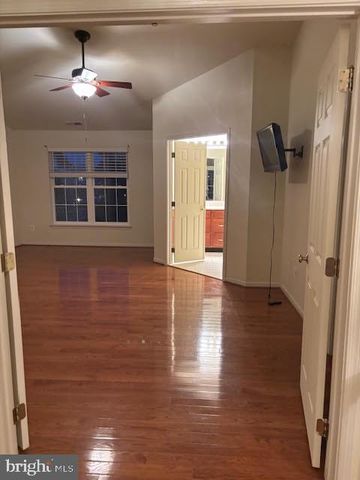 43725 BANSHEE HEIGHTS TER, Ashburn, VA 20148