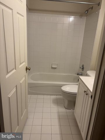 43725 BANSHEE HEIGHTS TER, Ashburn, VA 20148