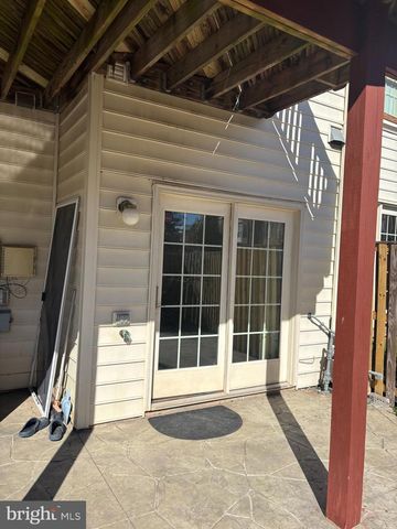 43725 BANSHEE HEIGHTS TER, Ashburn, VA 20148