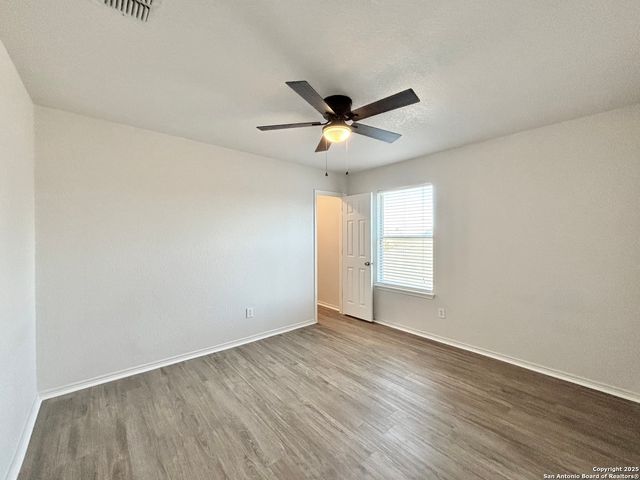 6915 Opal, Converse, TX 78109