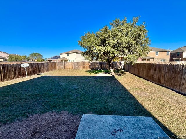 6915 Opal, Converse, TX 78109