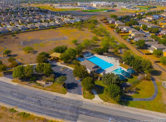 6915 Opal, Converse, TX 78109