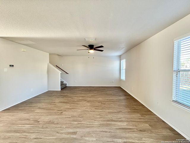 6915 Opal, Converse, TX 78109