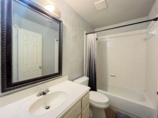 5524 Glenview Lane, The Colony, TX 75056