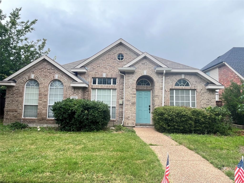 5524 Glenview Lane, The Colony, TX 75056