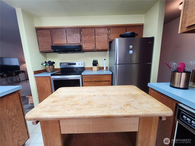 1802 N 35th Street, Mount Vernon, WA 98273