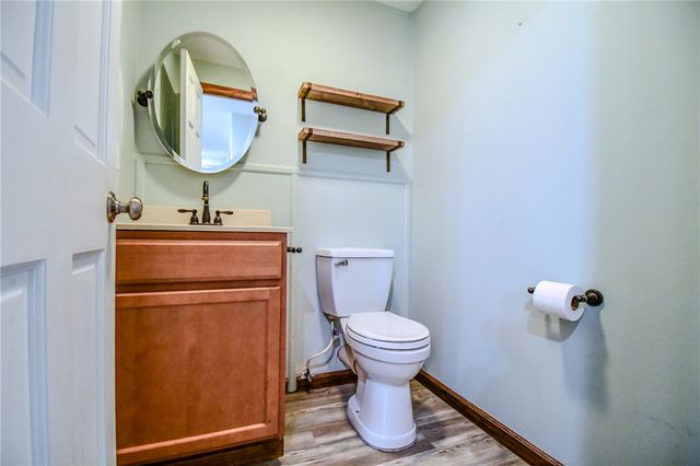7240 Stonehurst Drive, Huber Heights, OH 45424