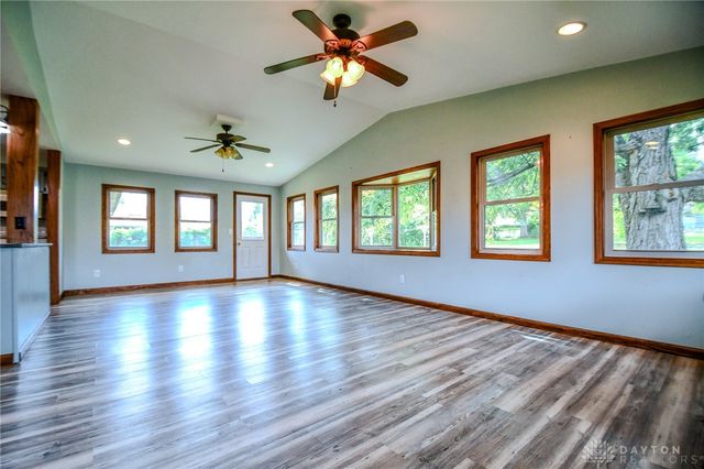 7240 Stonehurst Drive, Huber Heights, OH 45424