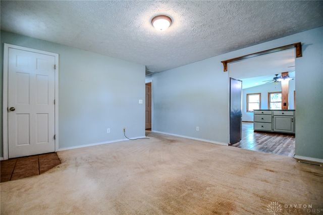 7240 Stonehurst Drive, Huber Heights, OH 45424