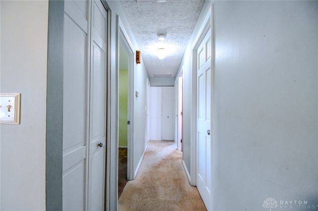 7240 Stonehurst Drive, Huber Heights, OH 45424