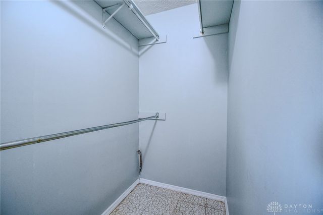 7240 Stonehurst Drive, Huber Heights, OH 45424