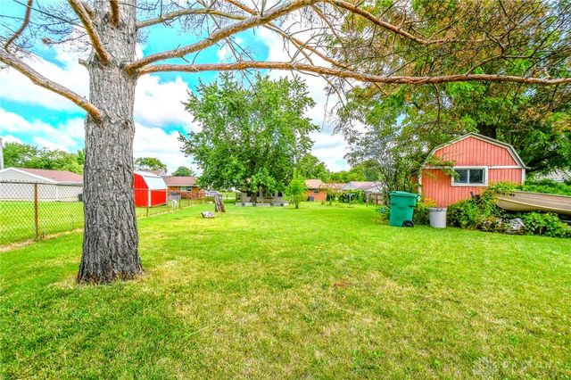 7240 Stonehurst Drive, Huber Heights, OH 45424