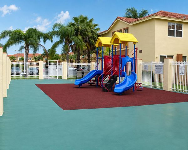 5610 NW 107th Avenue 1314, Doral, FL 33178