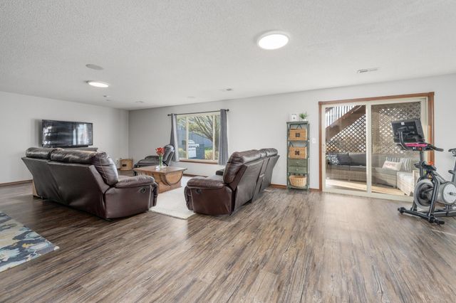 603 W Fieldstone Ct, Andover, KS 67002