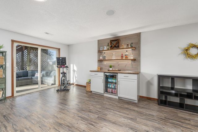 603 W Fieldstone Ct, Andover, KS 67002