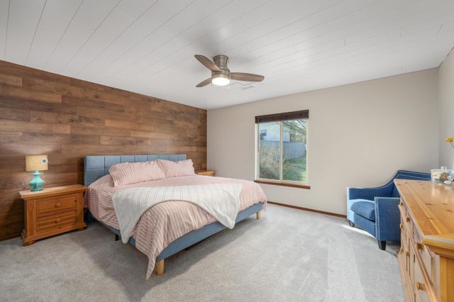 603 W Fieldstone Ct, Andover, KS 67002