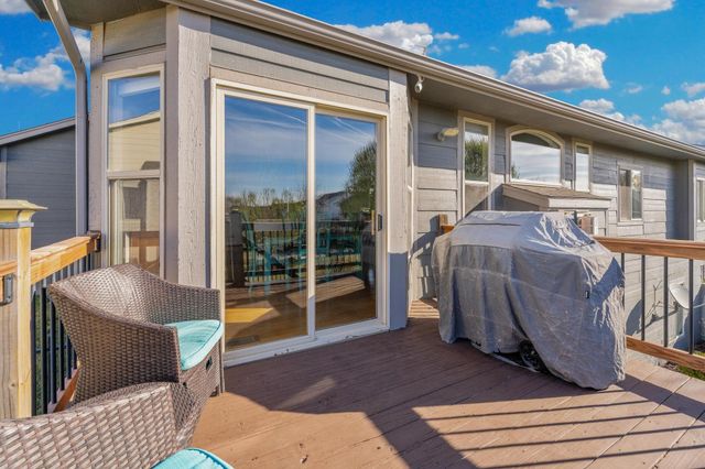 603 W Fieldstone Ct, Andover, KS 67002