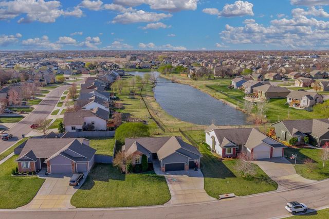 603 W Fieldstone Ct, Andover, KS 67002