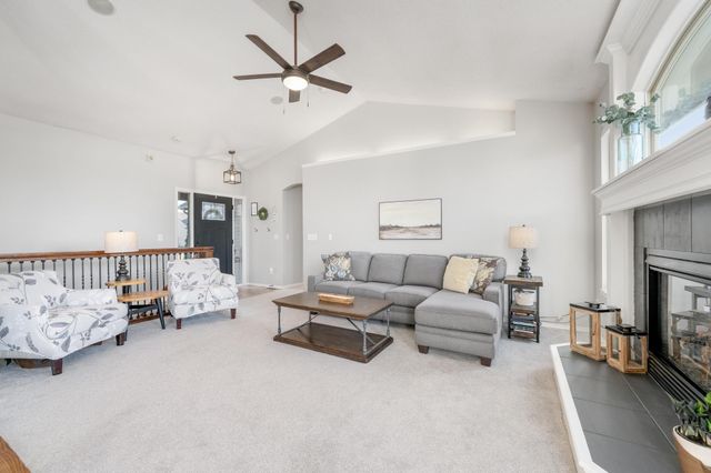 603 W Fieldstone Ct, Andover, KS 67002