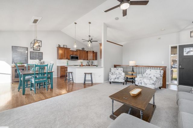 603 W Fieldstone Ct, Andover, KS 67002