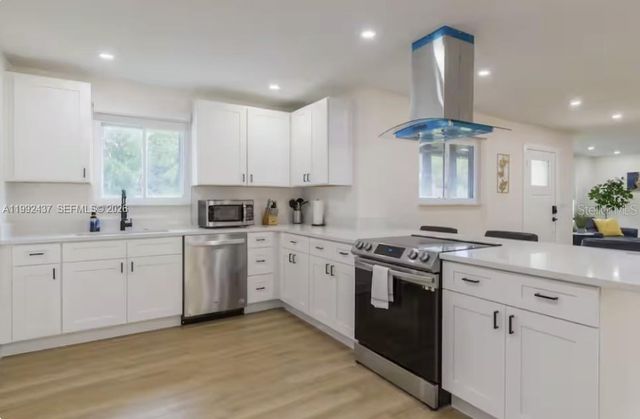 8622 Baylor Circle, Orlando, FL 32817