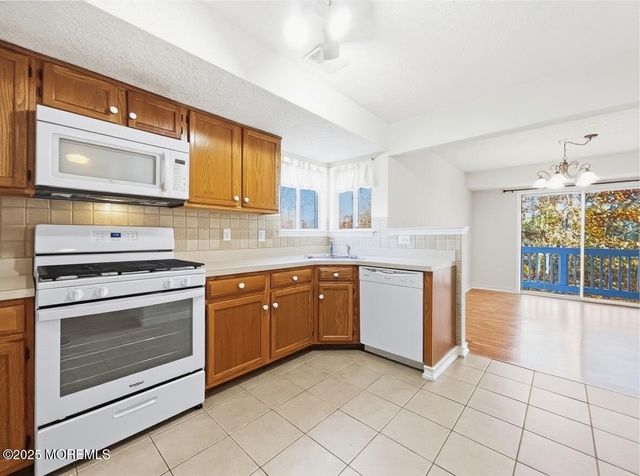 4510 Norma Place, Toms River, NJ 08755