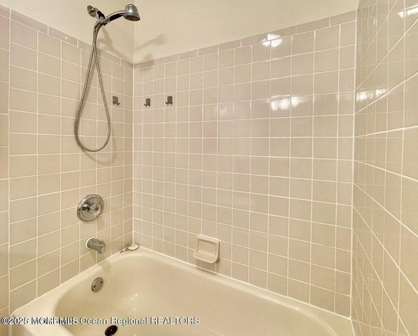 4510 Norma Place, Toms River, NJ 08755