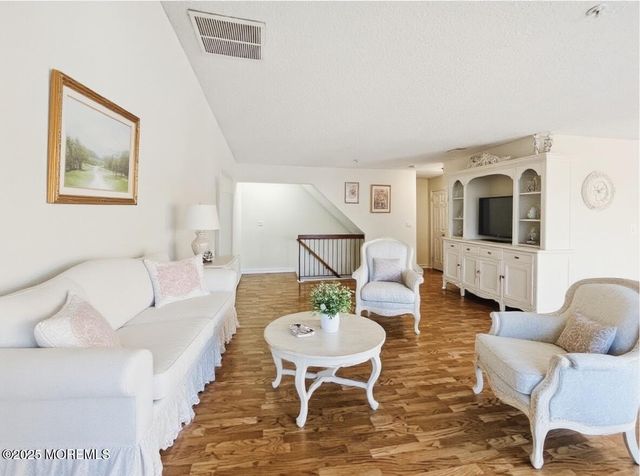 4510 Norma Place, Toms River, NJ 08755