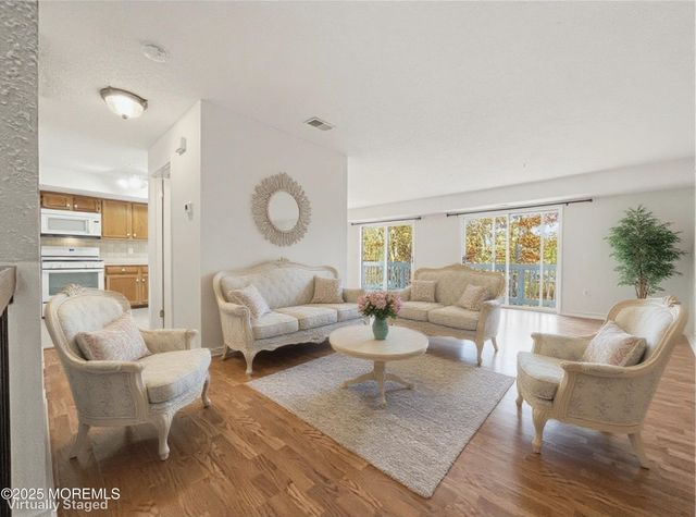 4510 Norma Place, Toms River, NJ 08755