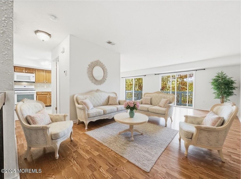 4510 Norma Place, Toms River, NJ 08755