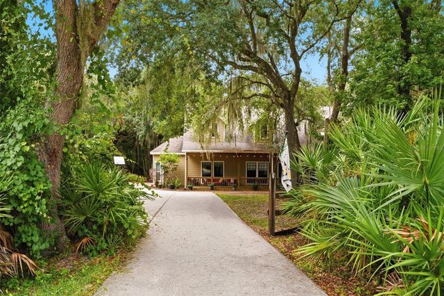 381 N JUNGLE ROAD, Geneva, FL 32732