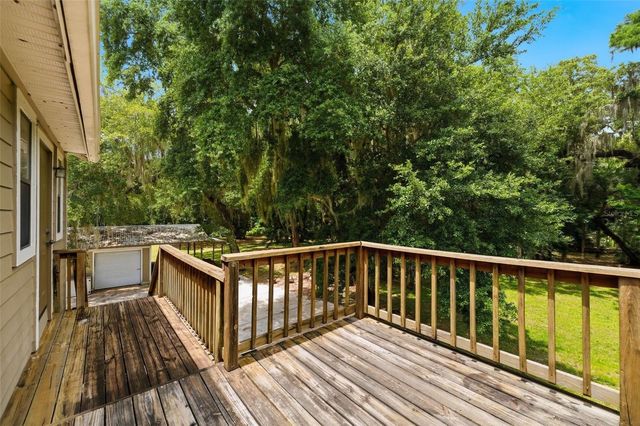 381 N JUNGLE ROAD, Geneva, FL 32732