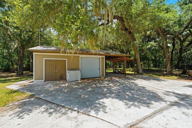 381 N JUNGLE ROAD, Geneva, FL 32732