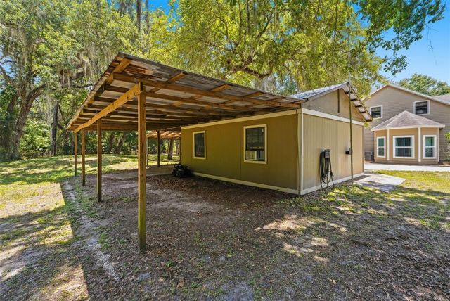 381 N JUNGLE ROAD, Geneva, FL 32732