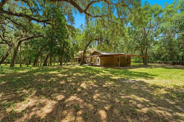 381 N JUNGLE ROAD, Geneva, FL 32732