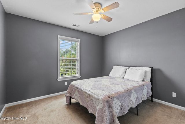 101 Sand Court, Jacksonville, NC 28546
