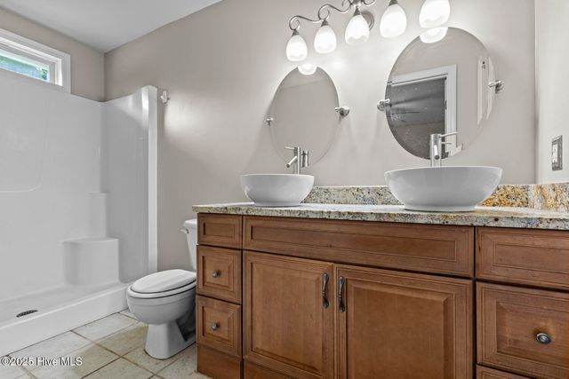 101 Sand Court, Jacksonville, NC 28546