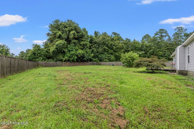 101 Sand Court, Jacksonville, NC 28546