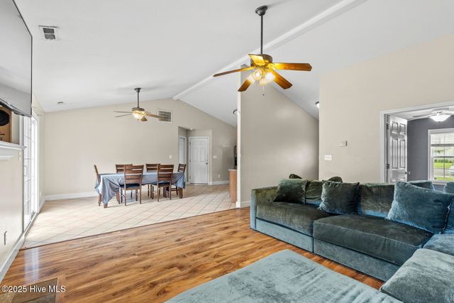 101 Sand Court, Jacksonville, NC 28546